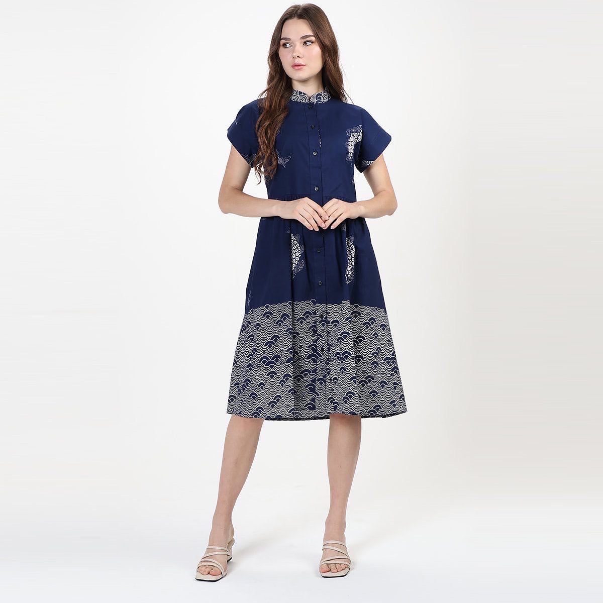 &nbsp;Button Dress Batik 2 Motif Koi Wave